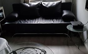 Apartament Mirror